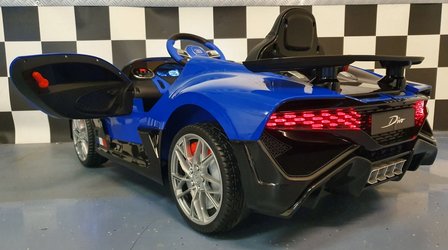 Bugatti Divo blauw