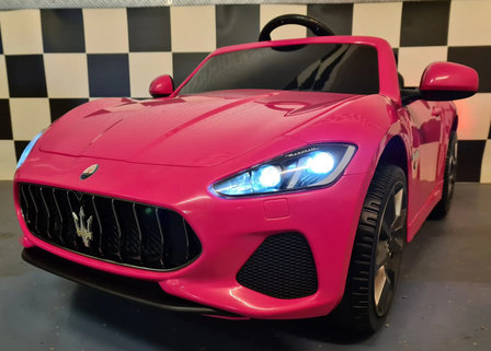 Maserati Gran Cabrio Roze