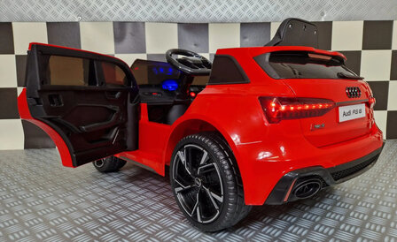 Audi RS6 Rood