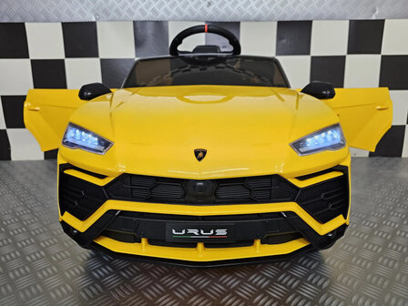 Lamborghini Urus Geel