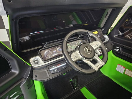 Mercedes G63 AMG 4&times;4 24 volt mat groen