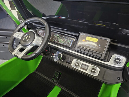 Mercedes G63 AMG 4&times;4 24 volt mat groen