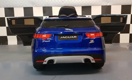 Jaguar F-pace metallic blauw