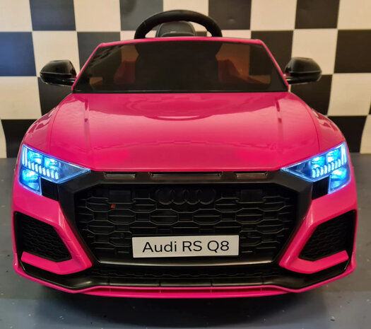 Audi RS Q8 Roze