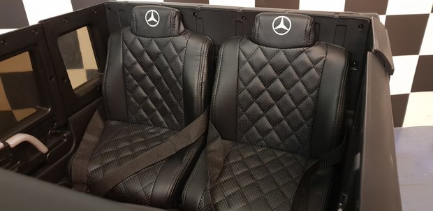 Mercedes G63 AMG 6WD mat zwart (2 persoons)