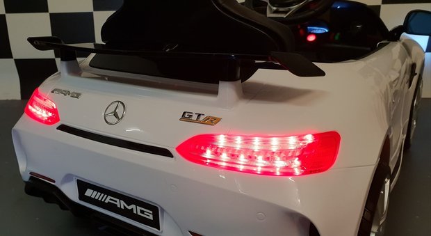 Mercedes GTR AMG Wit GEMONTEERD EN RIJKLAAR afgewerkt